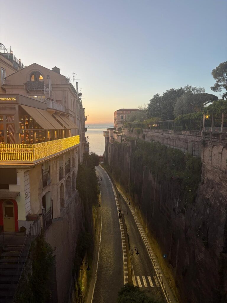 Amafitana ThaVoyage08 Amafitana Sorrento ThaVoyage02