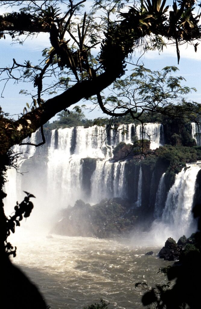 waterfall, brazil, iguazú waterfalls, impressively, iguazu, flow, iguaçu national park, water wall, water, spray, nature, imposing, adventure