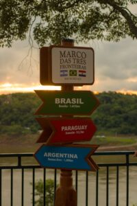 arco das Três Fronteiras au confluent des rios Iguaçu et Paraná